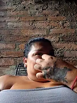 Juli Powl online show from March 2026 03:49:02 PM