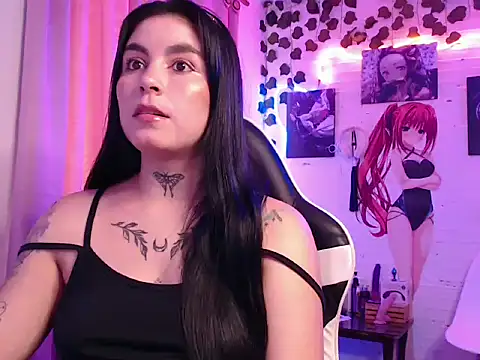 Snapshot of JanineRae chatting on March 2026 05:52:01 PM JanineRae online show from March 2026 05:52:01 PM