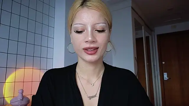 qualitybab online show from February 2026 08:05:01 PM