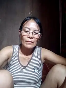 Snapshot of toyo_668 chatting on July 2026 11:32:02 PM toyo 668 online show from July 2026 11:32:02 PM