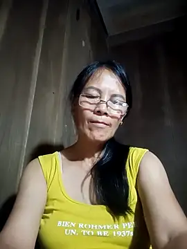 Snapshot of toyo_668 chatting on July 2026 11:43:02 PM toyo 668 online show from July 2026 11:43:02 PM