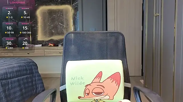 Snapshot of Alittleasaingirl chatting on February 2026 05:18:02 AM Alittleasaingirl online show from February 2026 05:18:02 AM