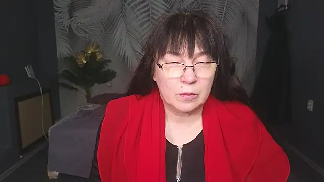 Tori Twirl online show from February 2026 06:56:02 AM