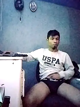 URALZERO420CLOUDS online show from February 2026 07:17:01 AM