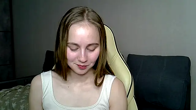 Snapshot of christimontero chatting on February 2026 06:20:02 AM christimontero online show from February 2026 06:20:02 AM