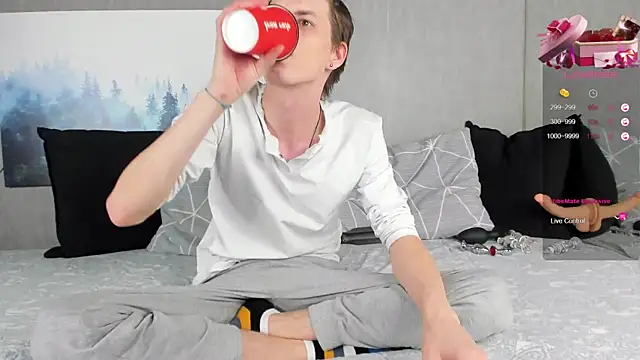 Erick Wilson online show from March 2025 09:16:02 PM