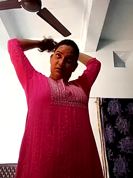 Anushka Singh0 online show from March 2026 09:59:02 AM