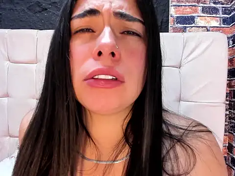Snapshot of miss_sexxy chatting on April 2026 05:01:02 AM miss sexxy online show from April 2026 05:01:02 AM