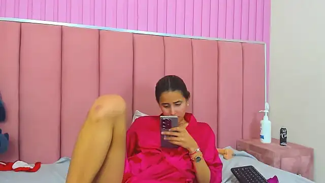 LolaWhite online show from April 2026 11:55:02 AM