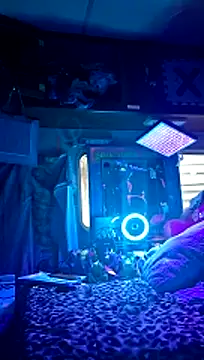 Snapshot of issyamazin chatting on February 2026 11:59:01 PM issyamazin online show from February 2026 11:59:01 PM