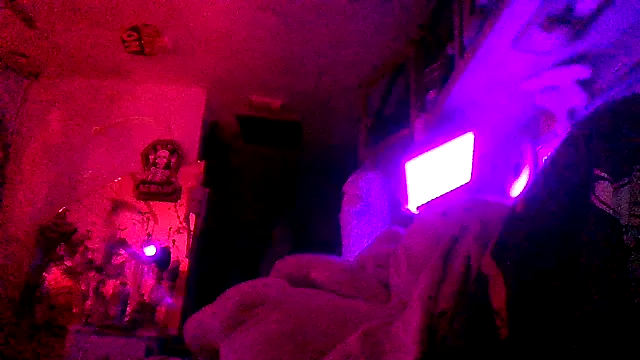 Snapshot of issyamazin chatting on March 2026 06:26:01 AM issyamazin online show from March 2026 06:26:01 AM