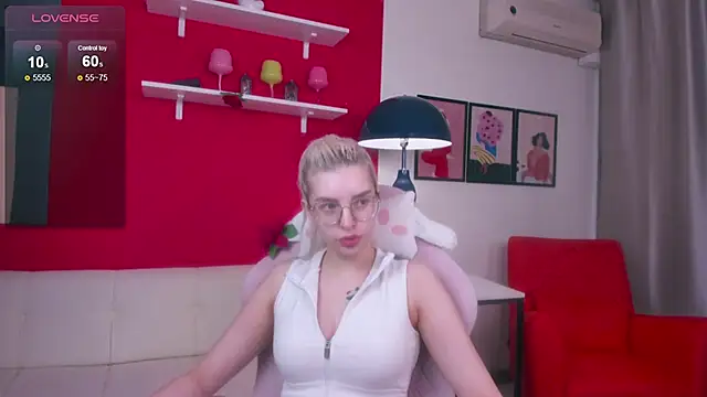 TiffanyPeachi online show from March 2026 11:16:01 AM