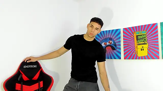 Thomas walker14 online show from February 2026 12:38:02 PM