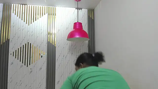 Snapshot of SaraaLopeez chatting on March 2026 07:42:01 PM SaraaLopeez online show from March 2026 07:42:01 PM