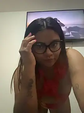Snapshot of ludmila_x chatting on July 2026 04:08:02 AM ludmila x online show from July 2026 04:08:02 AM