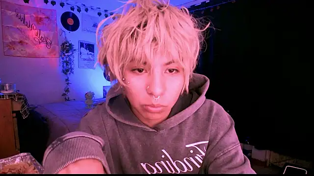 prince oliverr online show from February 2026 09:08:01 AM