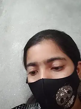 Snapshot of tanisha-me chatting on February 2026 04:31:01 AM tanisha-me online show from February 2026 04:31:01 AM