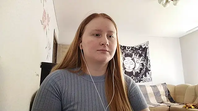 AnikaLipps online show from April 2026 02:53:02 PM