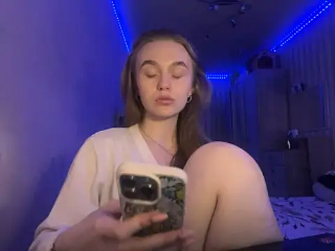 Snapshot of melissashineee chatting on February 2026 12:13:02 PM melissashineee online show from February 2026 12:13:02 PM