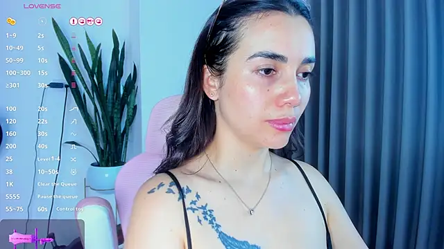Snapshot of sara_ospina22 chatting on June 2026 12:55:02 PM sara ospina22 online show from June 2026 12:55:02 PM