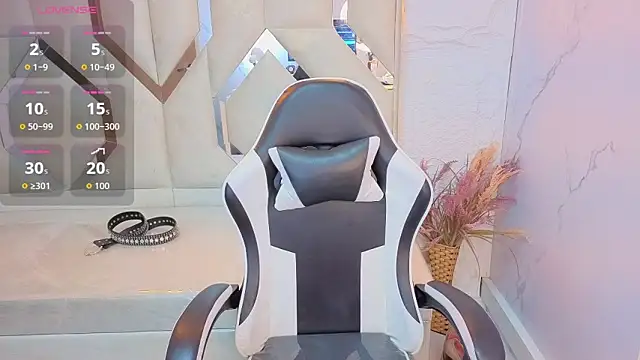 Snapshot of emily__tp chatting on March 2026 02:50:02 AM emily tp online show from March 2026 02:50:02 AM