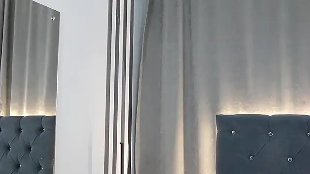 VikkyVonn online show from April 2026 11:09:01 AM