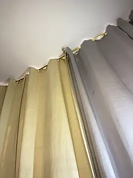 scarleth zin online show from March 2026 10:32:01 PM