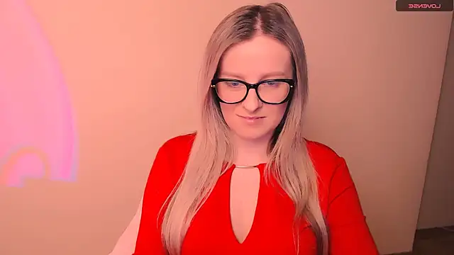 Snapshot of AnnePeach chatting on February 2026 04:58:02 PM AnnePeach online show from February 2026 04:58:02 PM