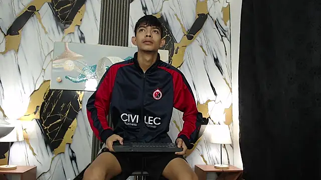 KITTY BOSH online show from April 2026 01:12:01 PM