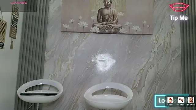 KITTY BOSH online show from April 2026 01:14:01 PM