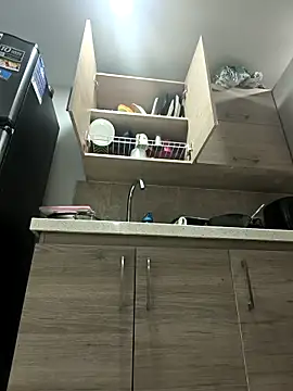 violet-grey online show from March 2026 01:33:01 AM