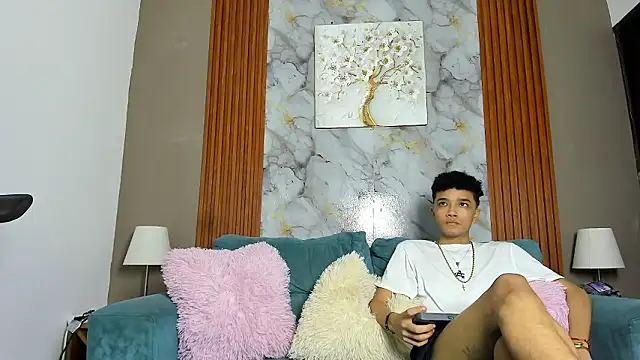 YOUNG BOYS HELL online show from March 2026 09:32:01 PM