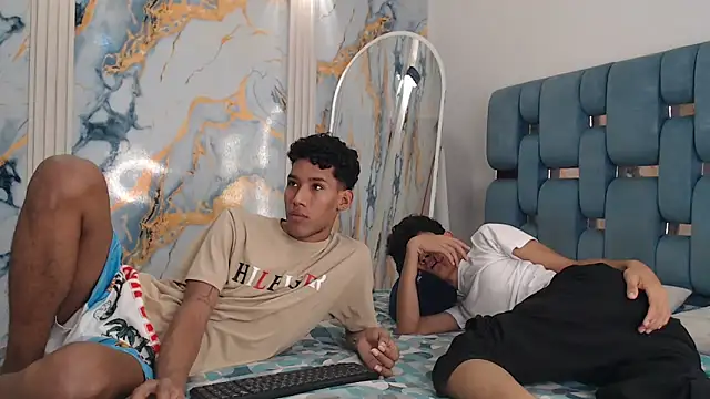 GREEN BOYS online show from April 2026 07:31:02 PM