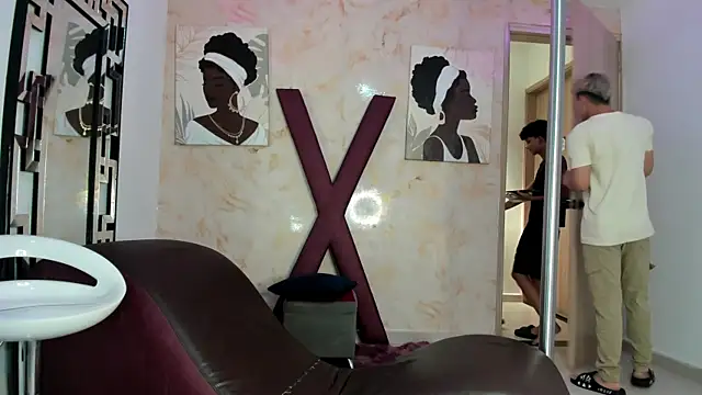 GREEN BOYS online show from April 2026 07:17:02 PM