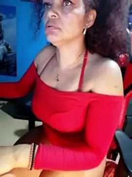 Snapshot of Helensex1 chatting on February 2026 01:57:02 AM Helensex1 online show from February 2026 01:57:02 AM