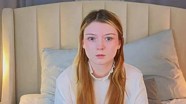 AlyssFrost online show from April 2026 02:55:01 AM