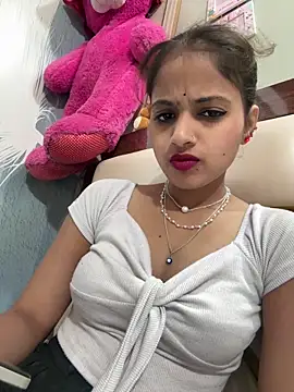 samayra1144 online show from April 2026 07:50:02 AM