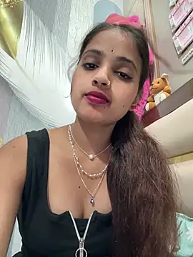 samayra1144 online show from April 2026 08:07:02 PM