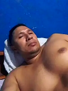 Snapshot of deiner13 chatting on February 2026 09:33:01 PM deiner13 online show from February 2026 09:33:01 PM