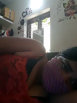 Snapshot of Tamil_Luckly_girl chatting on April 2026 07:56:01 AM Tamil Luckly girl online show from April 2026 07:56:01 AM