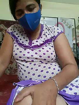 Snapshot of Tamil_Luckly_girl chatting on May 2026 06:30:01 AM Tamil Luckly girl online show from May 2026 06:30:01 AM