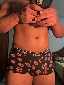 Valentinacouple online show from June 2026 05:35:02 AM
