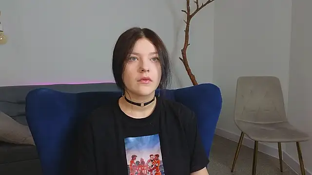 DeliaEffy online show from March 2026 12:53:01 PM