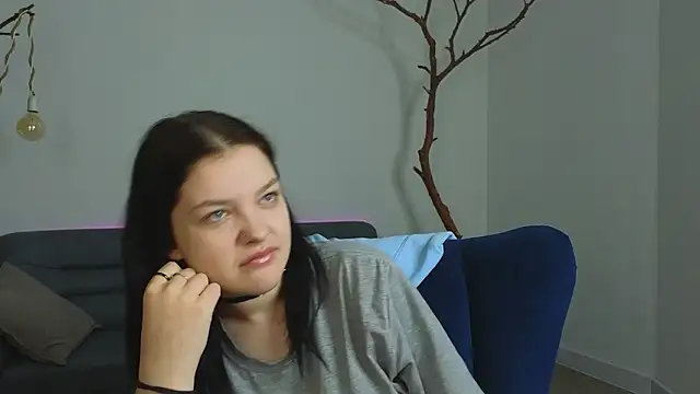 DeliaEffy online show from March 2026 01:06:02 PM