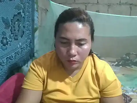 lady hermosa00 online show from February 2026 06:12:02 AM