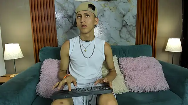 BOYS PLAY online show from April 2026 01:19:01 PM