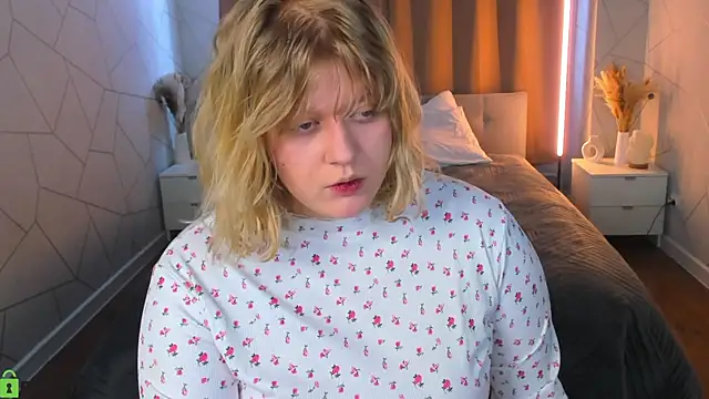 luna c0ra online show from April 2026 12:58:02 AM