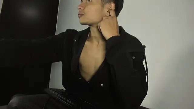 ClemontRosse online show from February 2026 06:57:02 AM