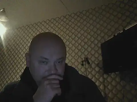 Snapshot of Rob1874 chatting on February 2026 09:38:02 PM Rob1874 online show from February 2026 09:38:02 PM