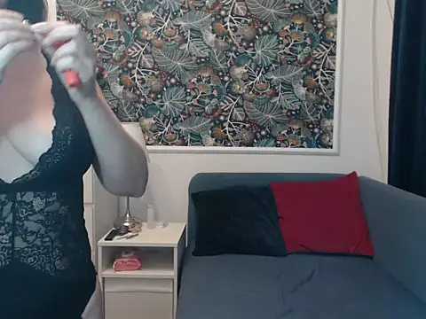 Snapshot of SaraGina chatting on February 2026 09:00:02 PM SaraGina online show from February 2026 09:00:02 PM